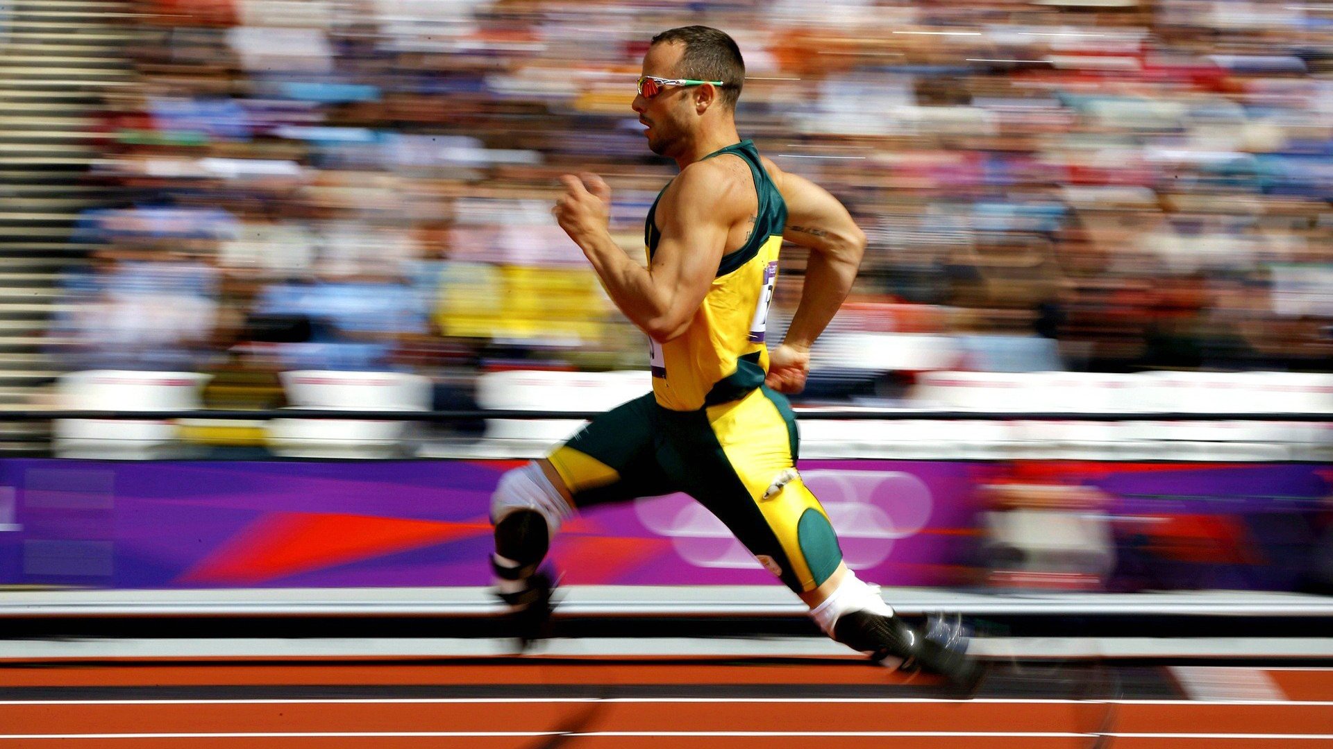 《跨界合作报道：电竞产品厂商与传统品牌的战略合作》，电竞合作官宣